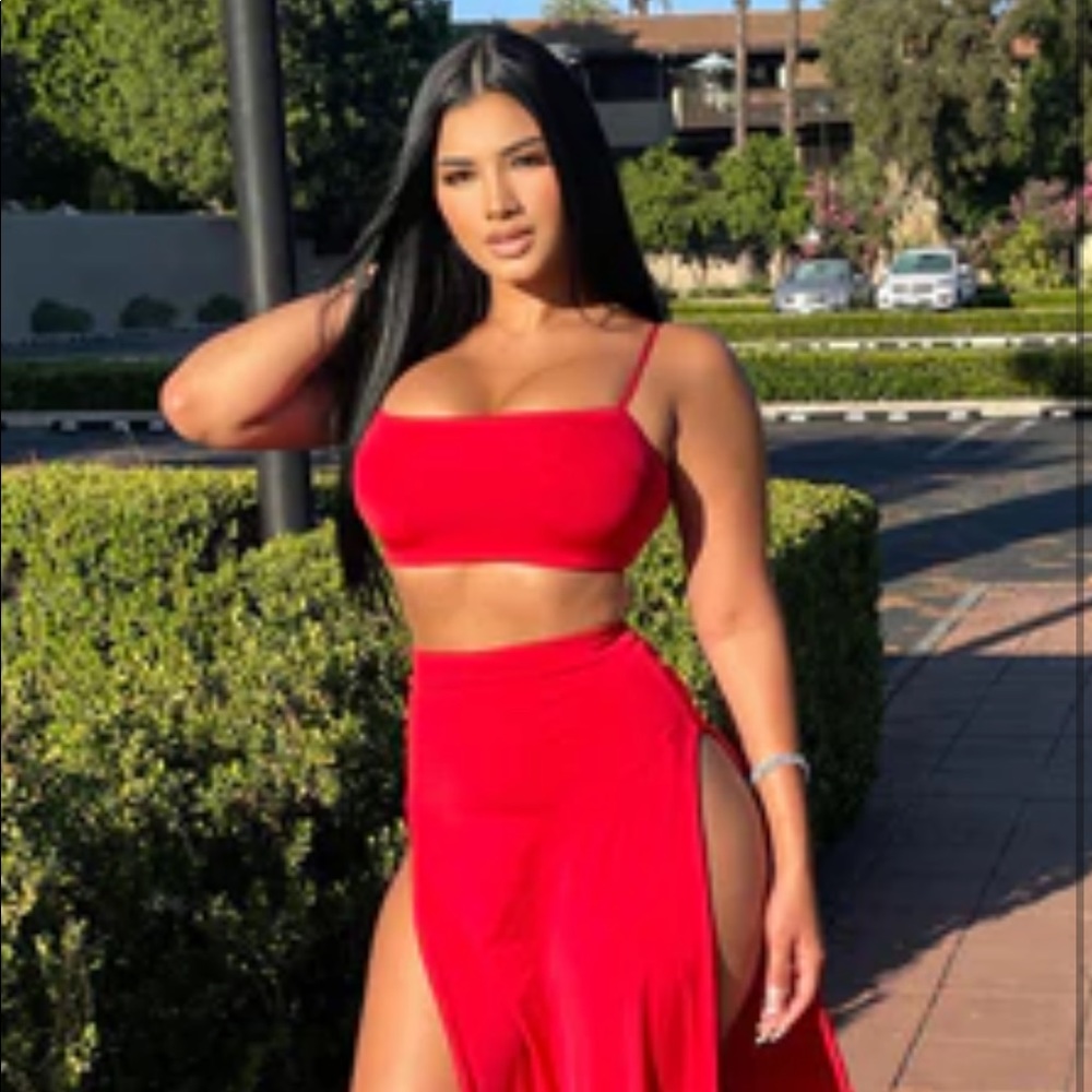 Two piece set
